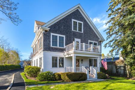 480 Main Street Unit 1U