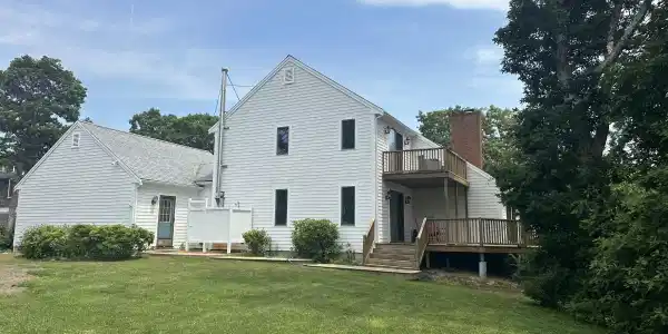 15 Beach Street