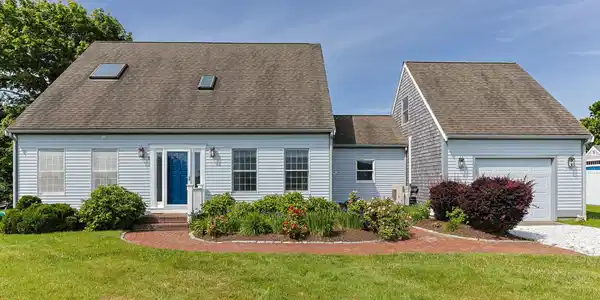 Image 3: 85-web-or-mls-9-fox-ridge-dr