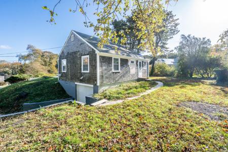 39 Meadow Brook Road