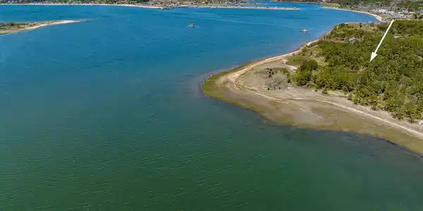 Image 2: drone10arrow
