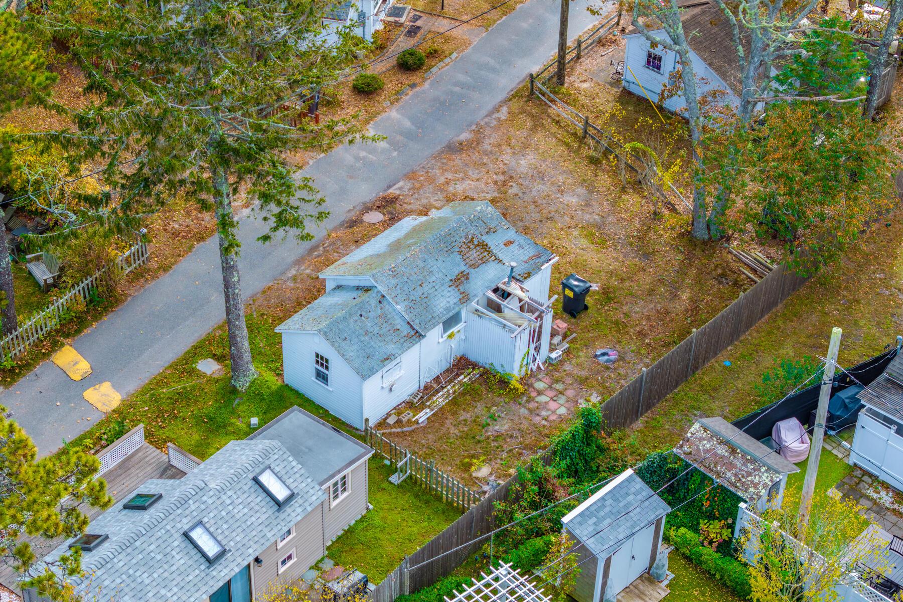Image 4: 262 Old Wharf Cottage 87-10