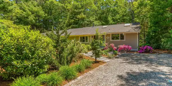 Image 4: 18-web-or-mls-261 Fells Pond Exteriors H