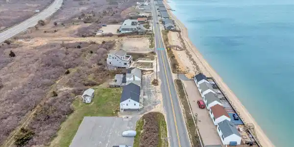 Image 4: 012-DJI_0669