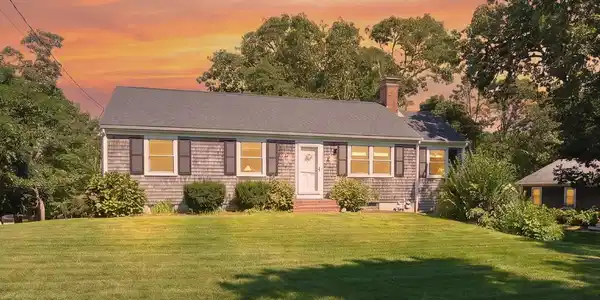 Image 2: 1-web-or-mls-87-cranberry-ln