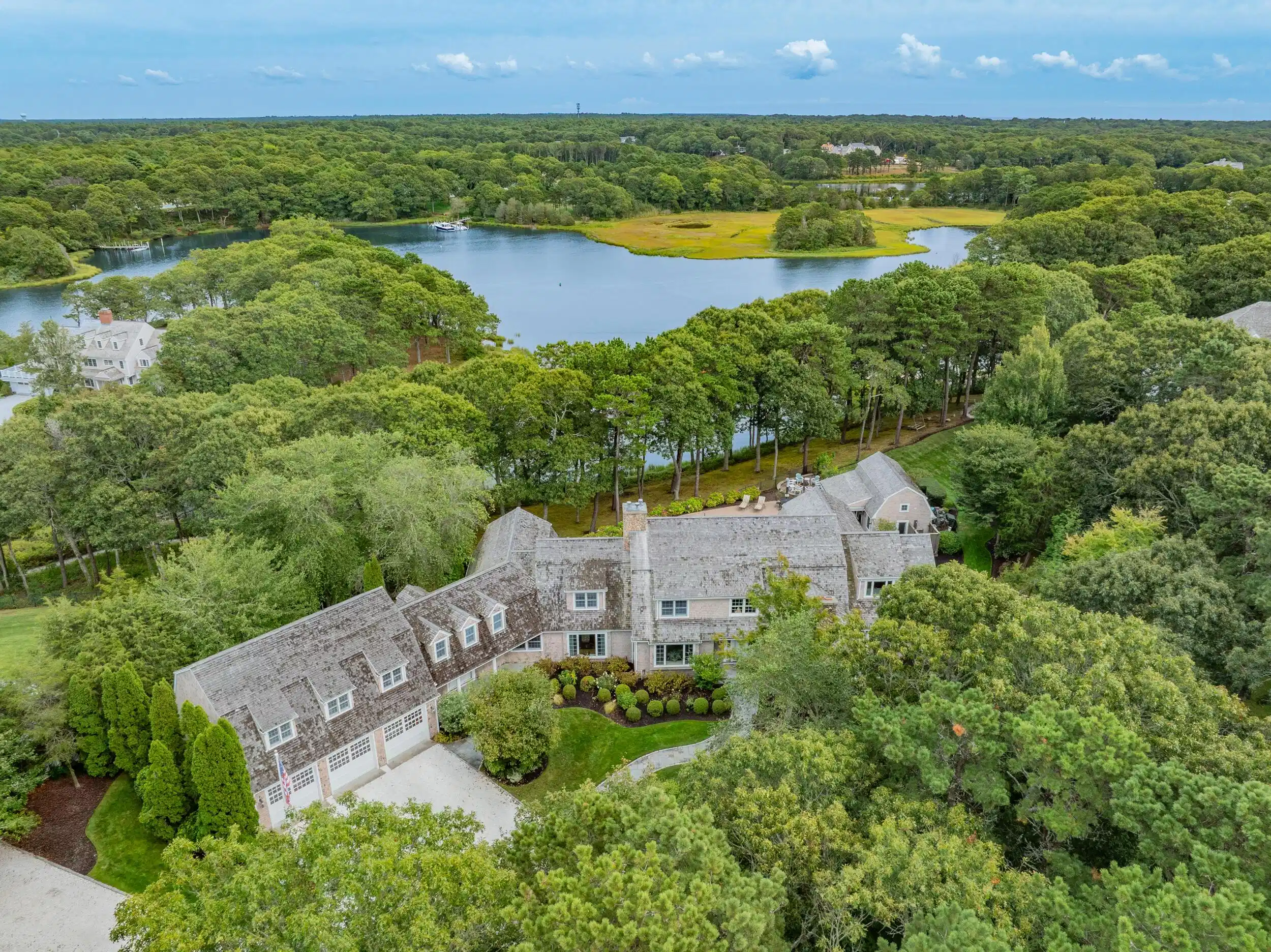 Image 1: 3_dji_0843-edit