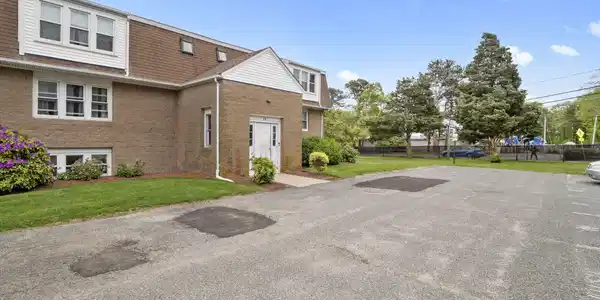 Image 3: 40-web-or-mls-24 Bettys Pond Rd 1K Barns