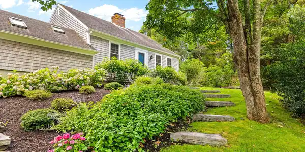 185 Beach Road