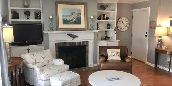 Image 4: Livingroom