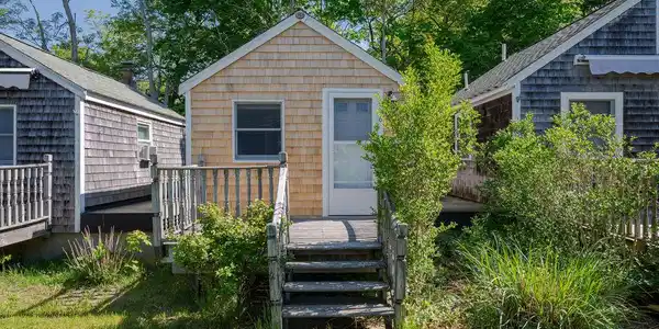 17 Shore Road UNIT 6