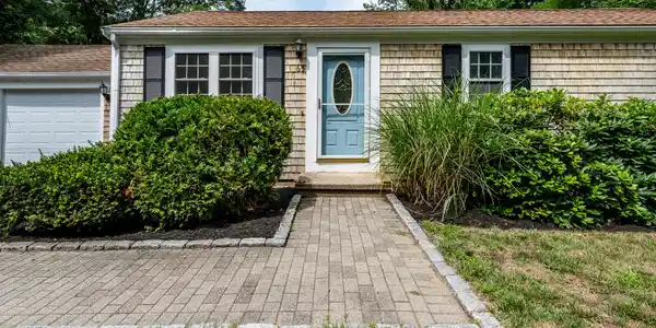 65 Elliott Road