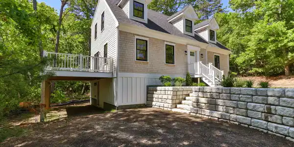Image 4: 3-web-or-mls-41-little-john-rd