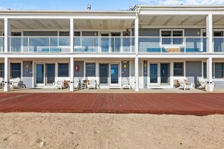 496 Shore Road Unit 4