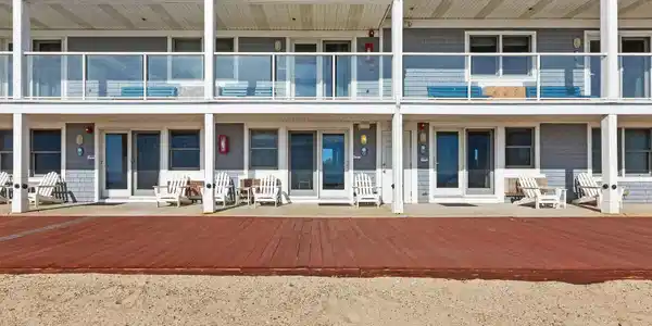 496 Shore Road Unit 4