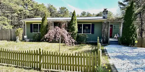 53 Highland Road