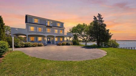 12 Groveland Street