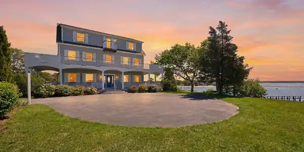 12 Groveland Street