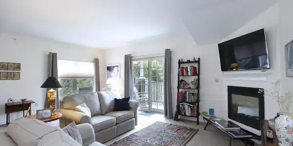 18 West Road UNIT 303
