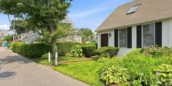 15 Mechanic Street Unit APT 1