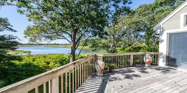 498 Elliott Road