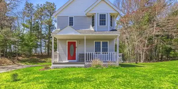 18 White Violet Lane