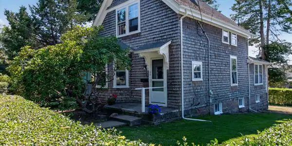 Image 4: Front Elevation