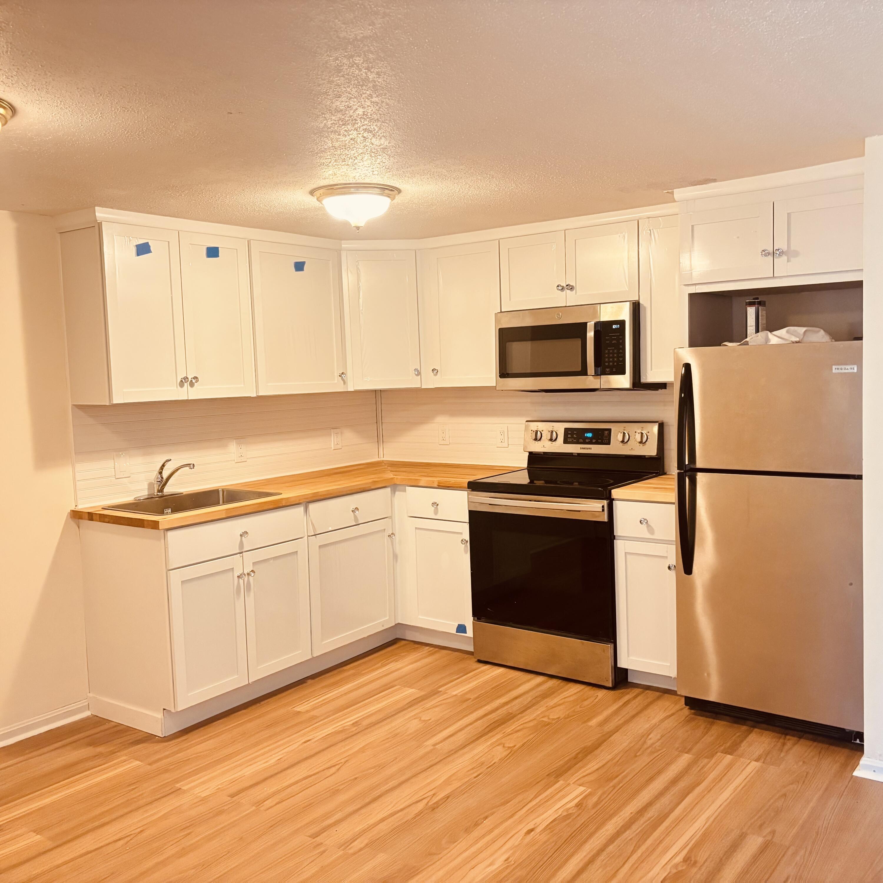 Image 2: 1-5 kitchen 2