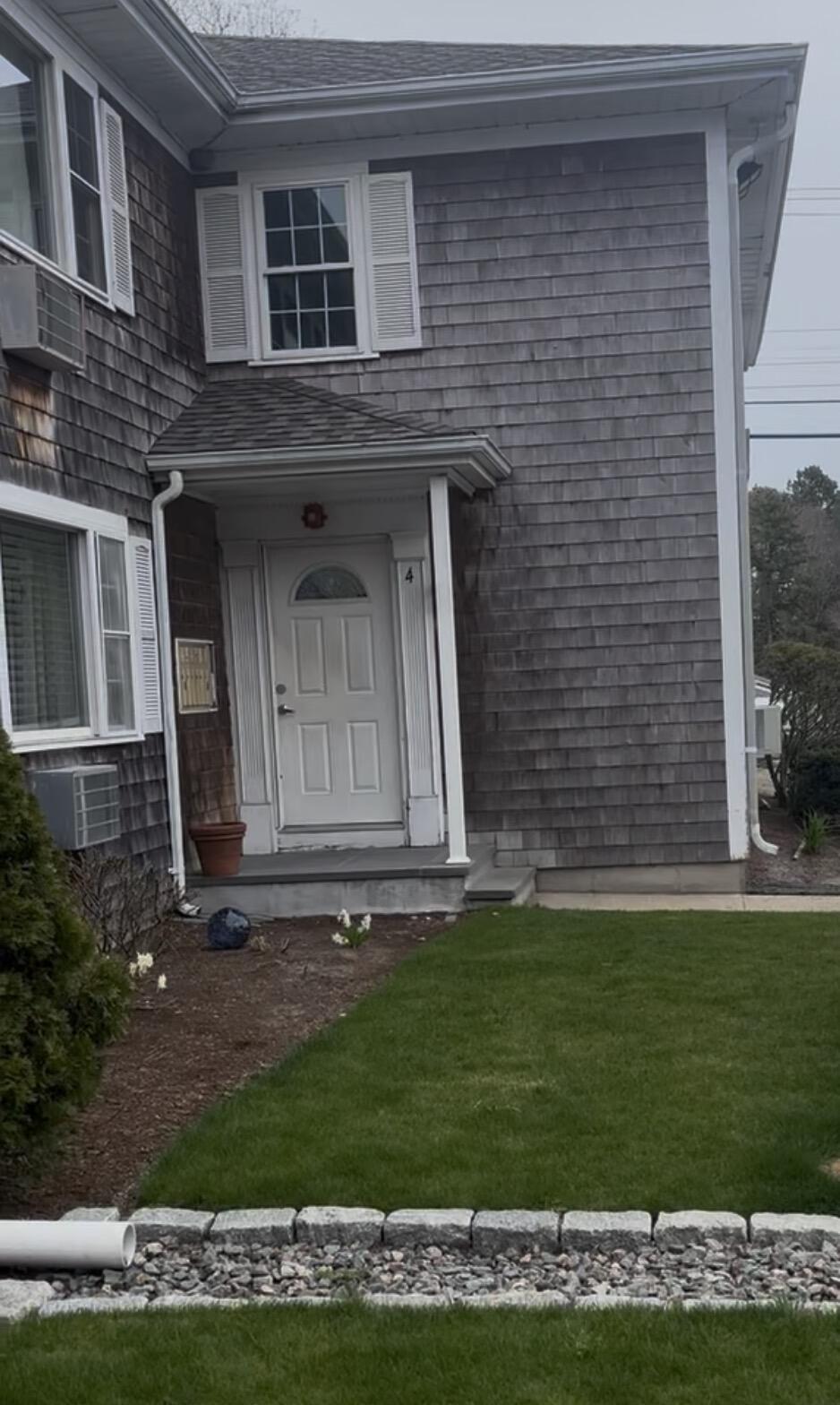Image 3: harborside 1