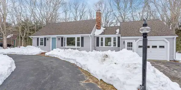 7 Dexter Mill Drive