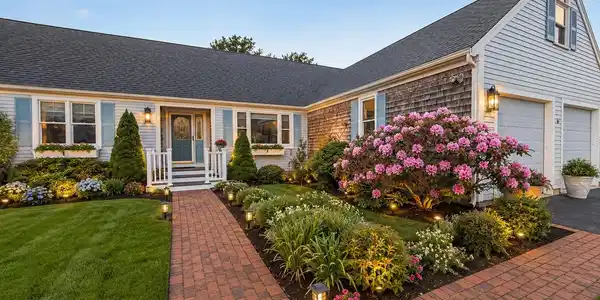 84 Spinnaker Lane