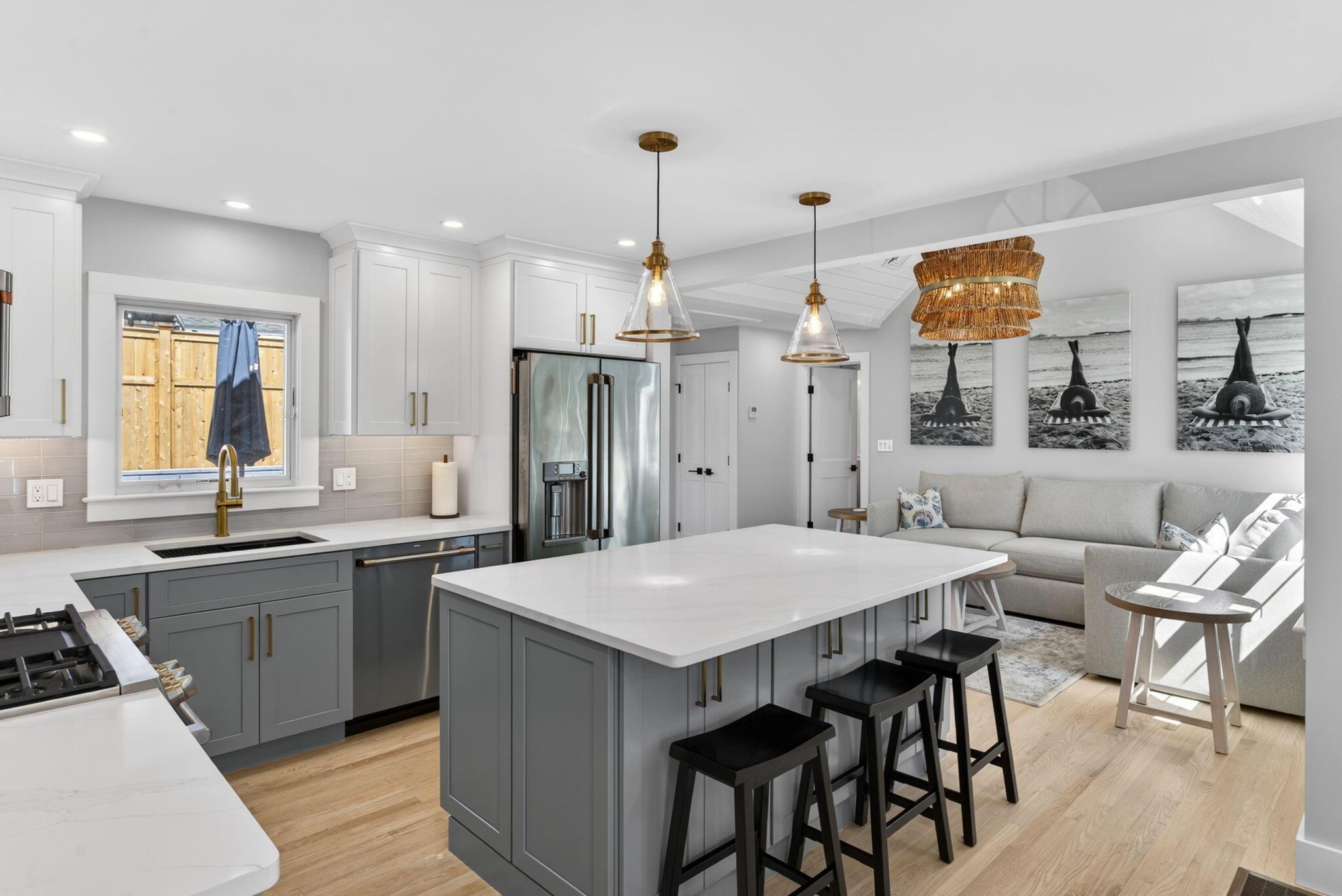 Image 4: Kitchen 1