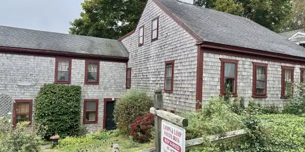 1580 Main Street