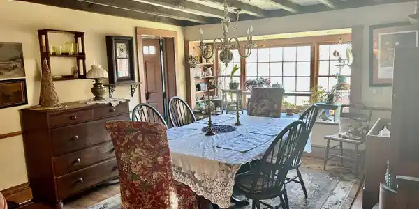 Image 4: diningb