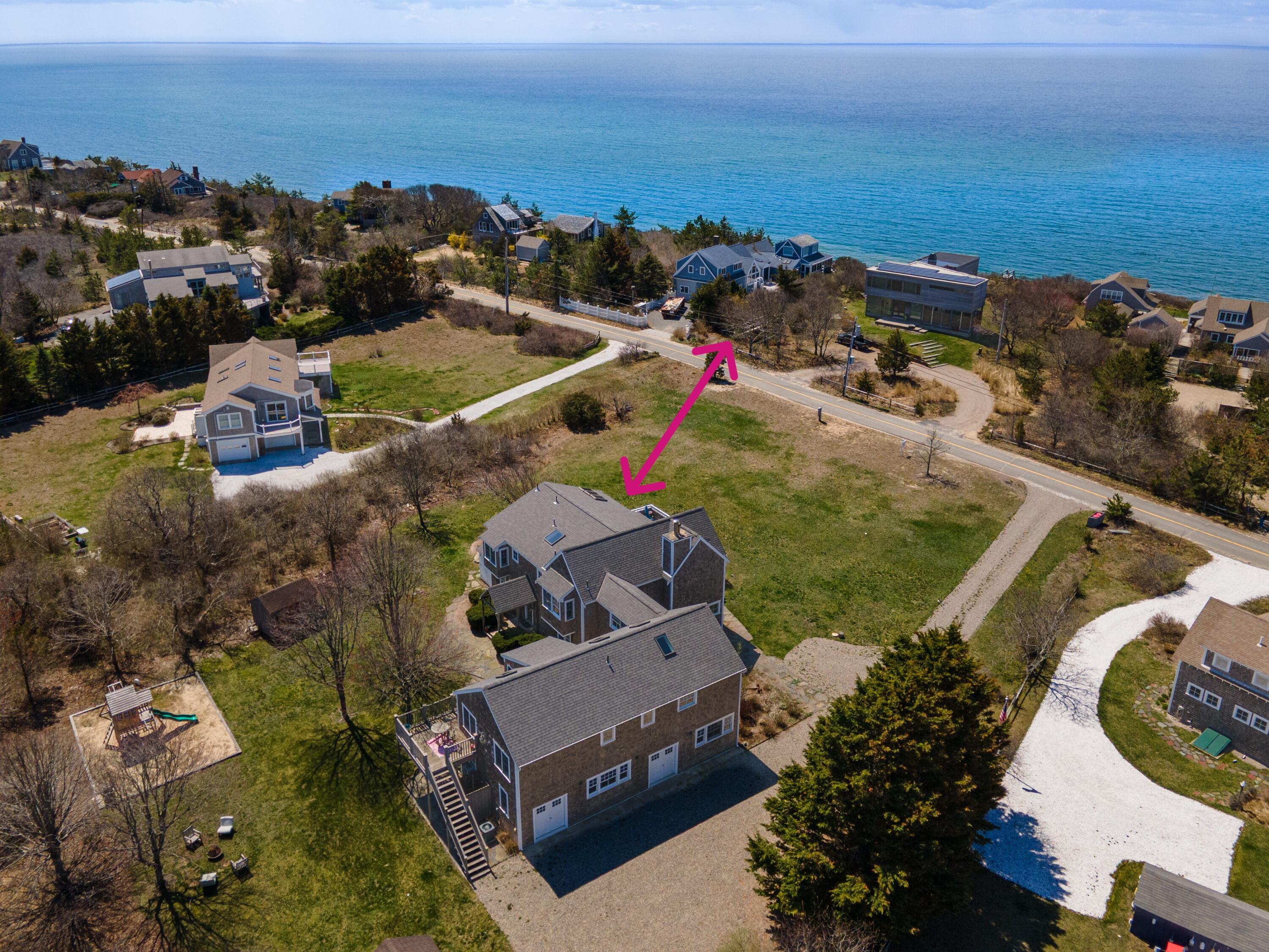 Image 4: private deeded beach access