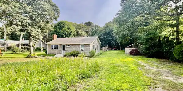 Image 3: house