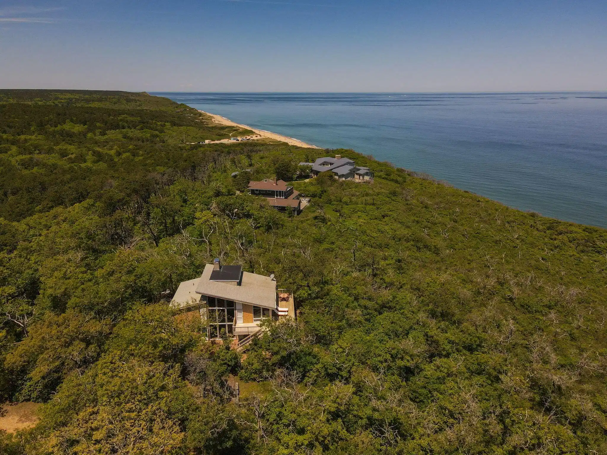 Image 1: 101-web-or-mls-135-newcomb-hollow-rd
