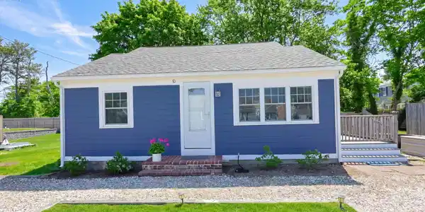 10 Cranberry Lane