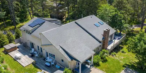 345 Cove Road