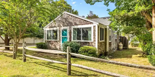 Image 2: 4-web-or-mls-77 Ploughed Neck Rd Final-5