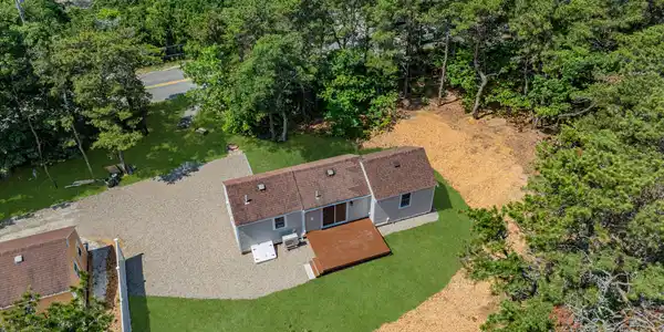 95 Shore Road Unit 8