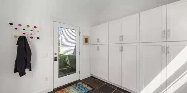 Image 4: 20-web-or-mls-73-franklin-st-unit-1
