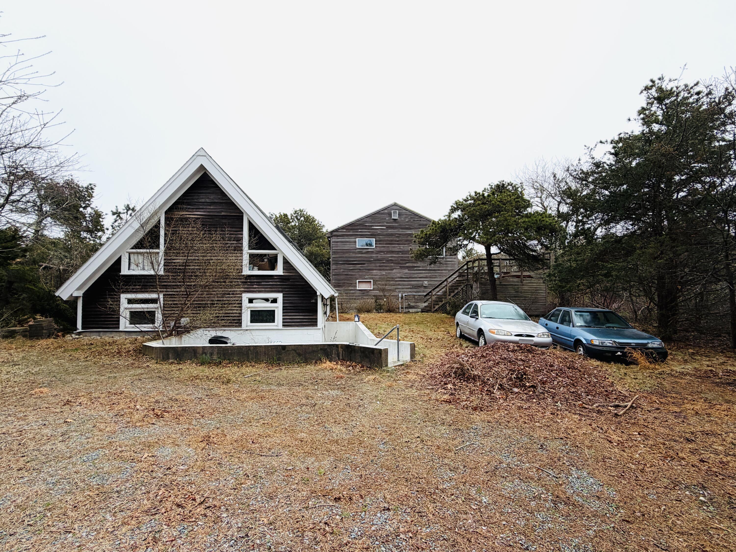 Image 1: Katama House and Guest House