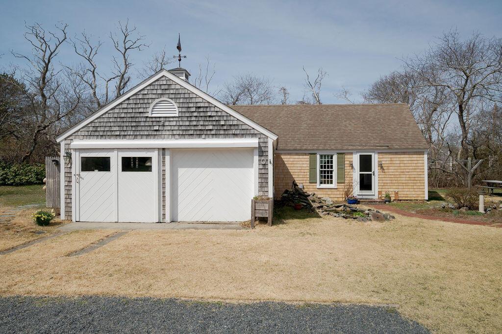 Image 3: 16_Shore_DR-37