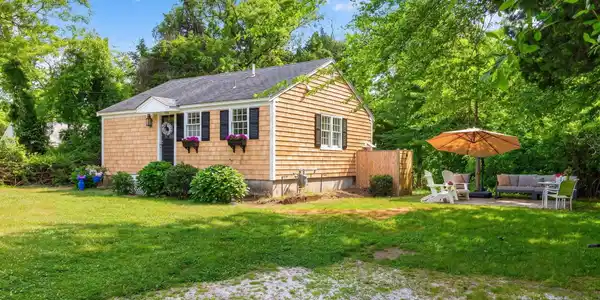 130 Spring Lane