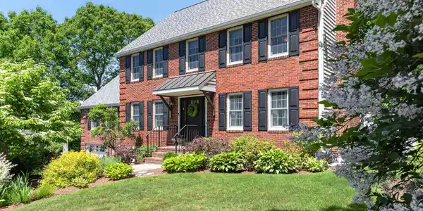 4 Clapp Lane