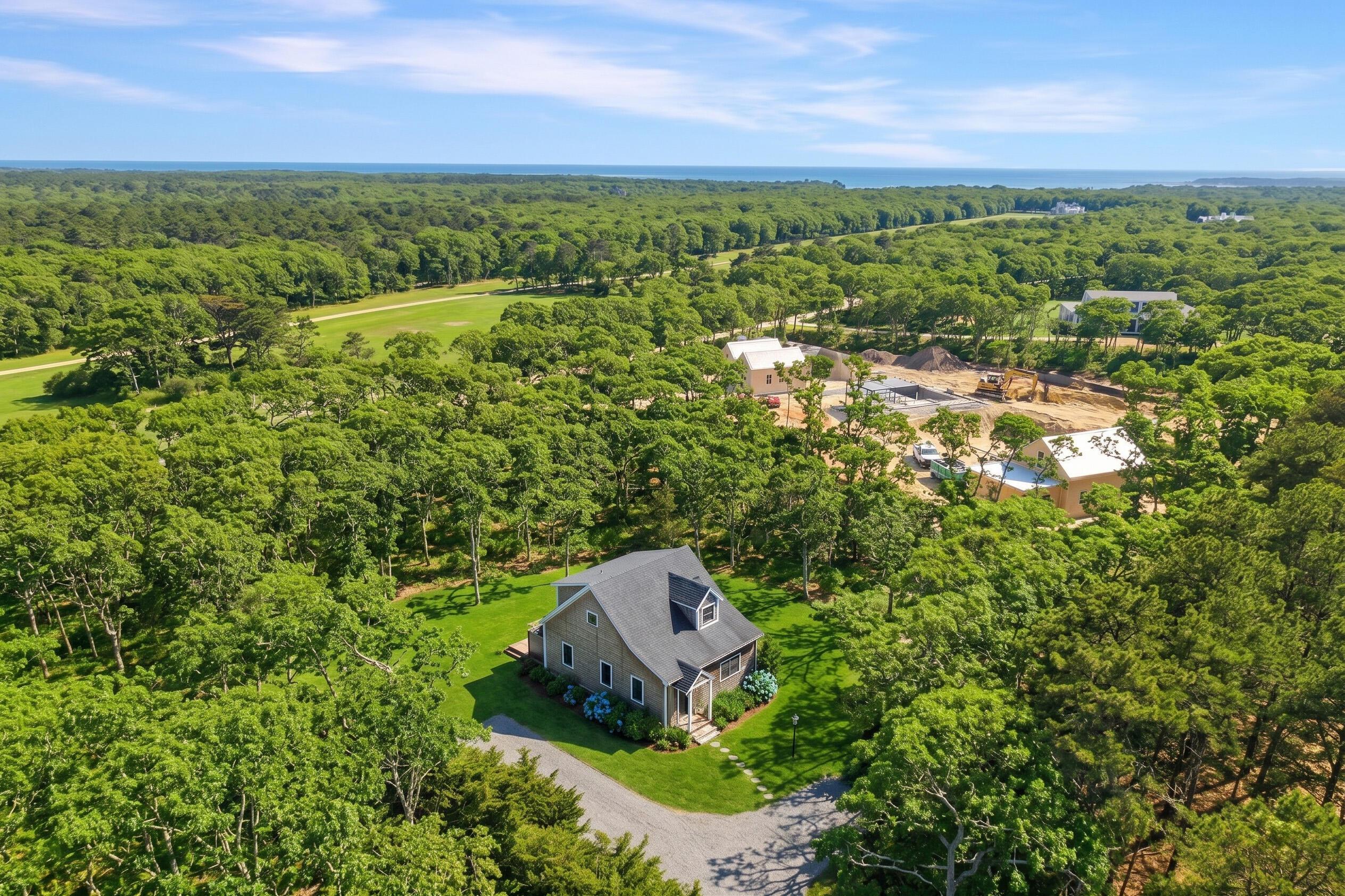 Image 2: 114 Meetinghouse Way-27a_HighRes