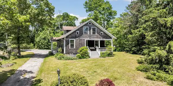 9 Wild Harbor Road