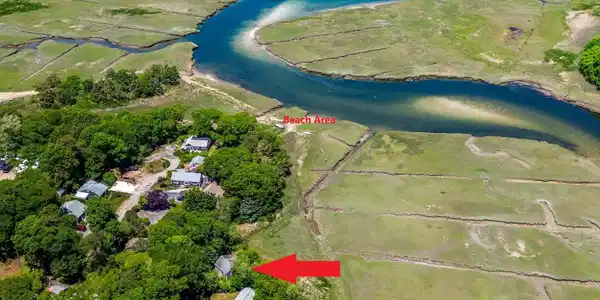 Image 3: DJI_0829_With arrows
