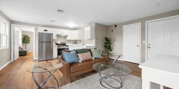 425 Main Street UNIT D