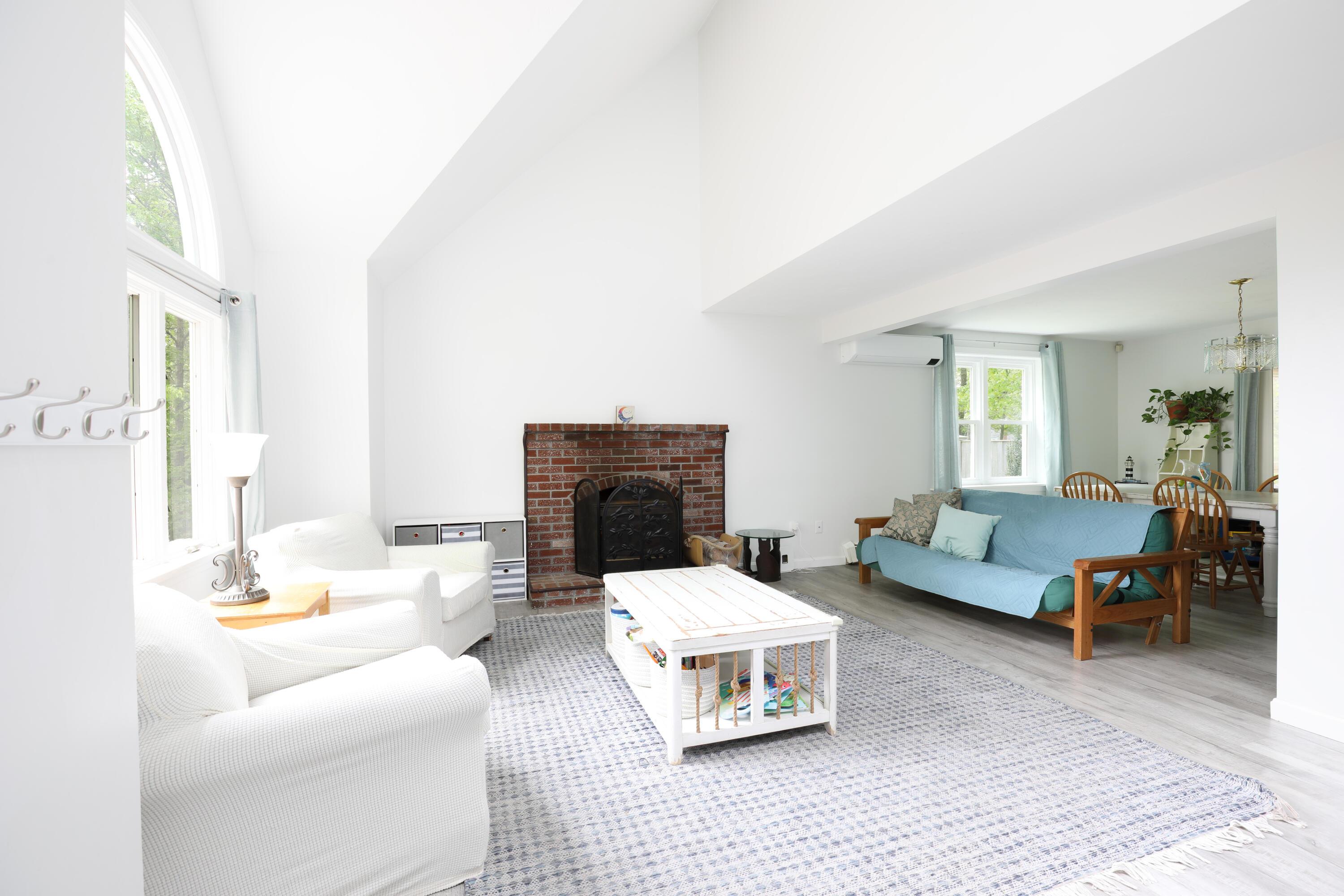 Image 3: 95_Rockville_05_Livingroom_05212025